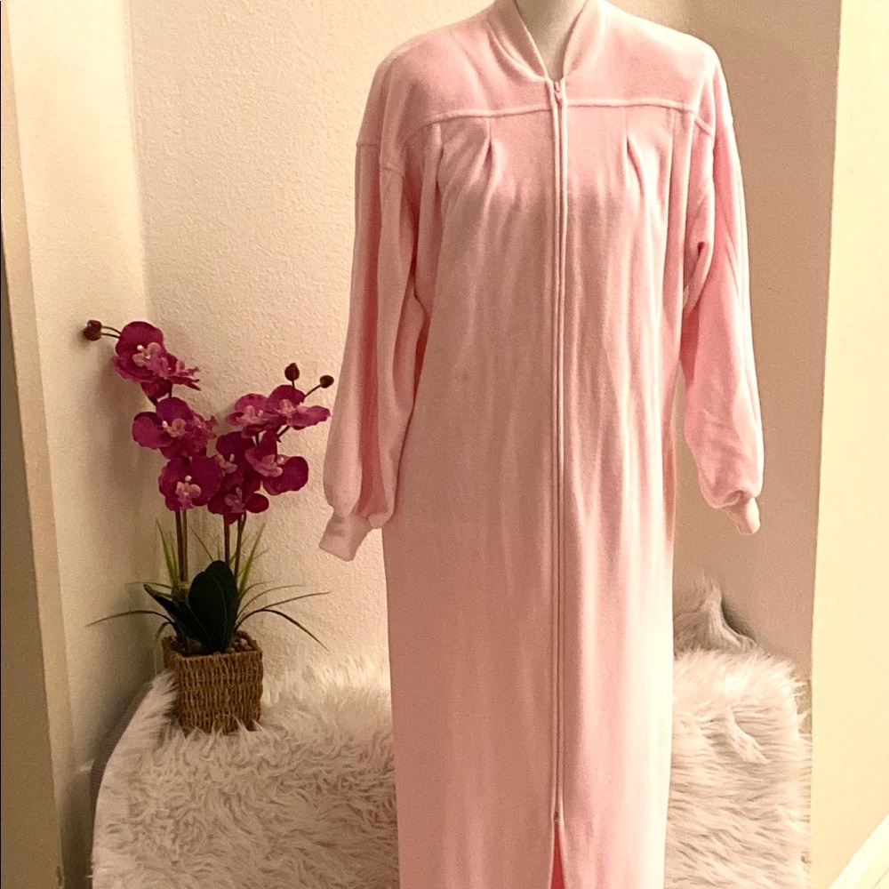 Nordstrom by Conrad Vintage Pink Robe